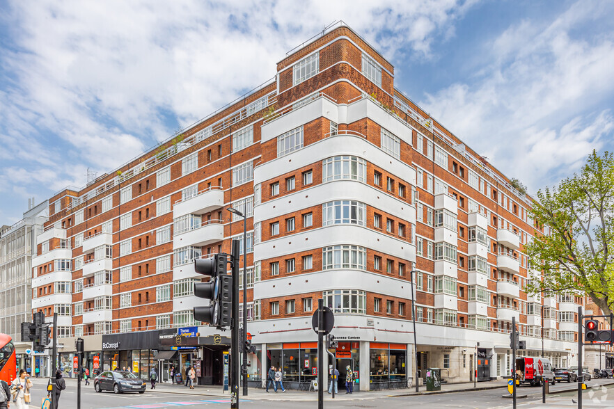 162 Tottenham Court Rd, London for lease - Primary Photo - Image 1 of 6