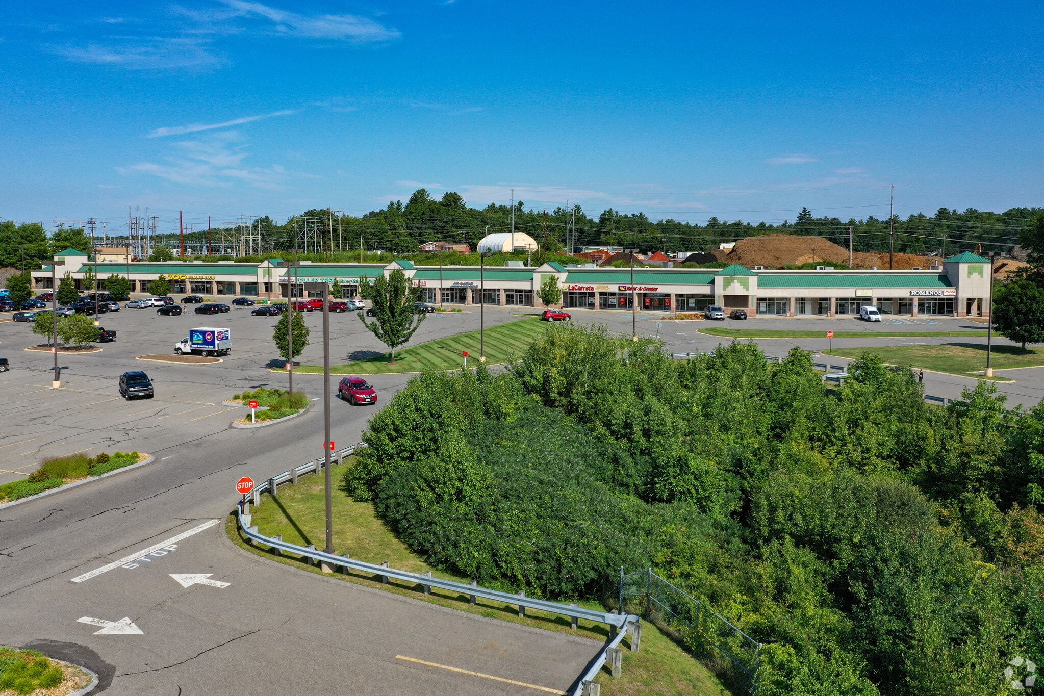 35 Manchester Rd, Derry, NH 03038 Derry Meadows Shoppes