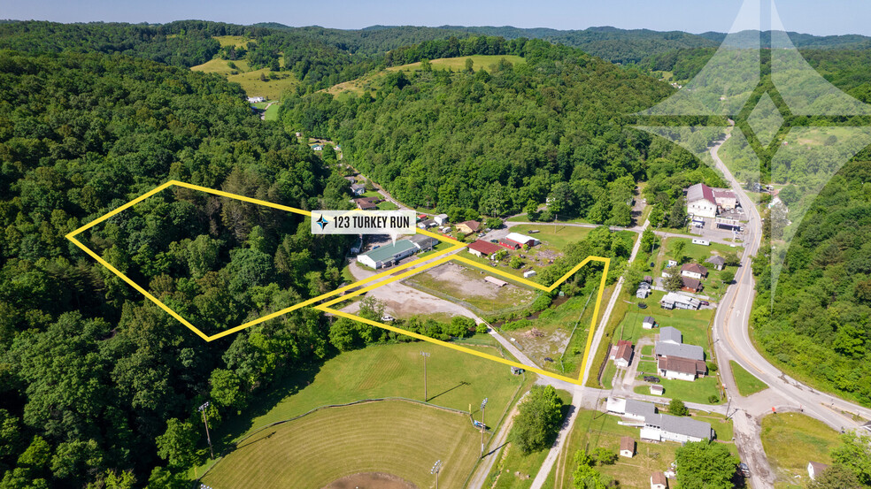 123 Turkey Run Rd, Salem, WV for sale - Building Photo - Image 2 of 45