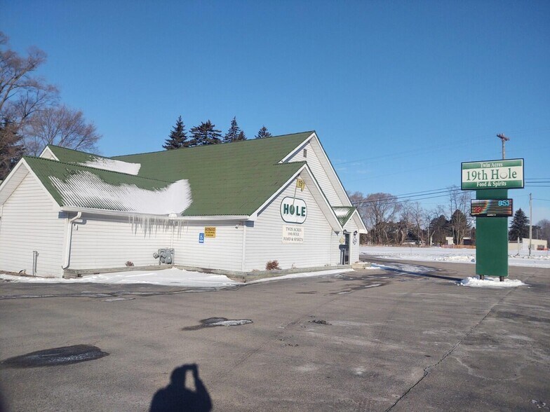 1081 US Highway 23 N, Alpena, MI for sale - Primary Photo - Image 1 of 1