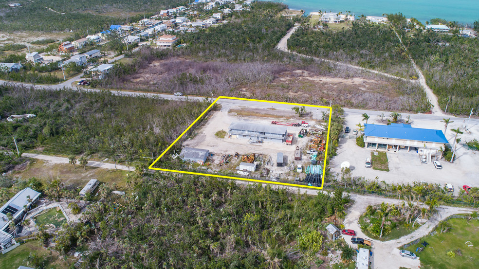 936 Crane Blvd, Sugarloaf Key, FL for sale - Primary Photo - Image 1 of 1