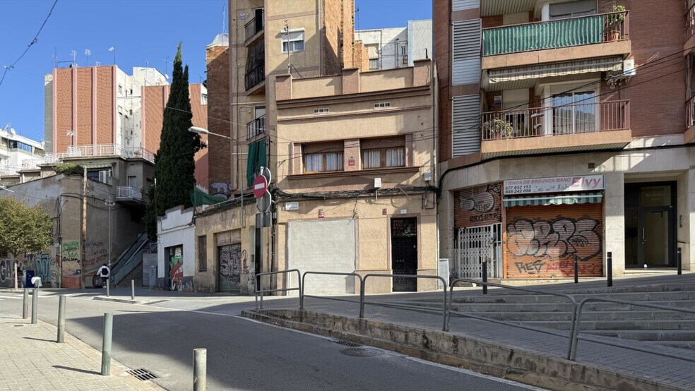 Retail in L'Hospitalet de Llobregat, Barcelona for sale - Building Photo - Image 3 of 5