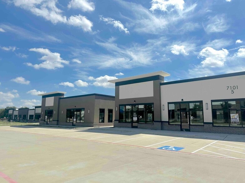 7101 Custer Rd, Frisco, TX for lease - Building Photo - Image 3 of 5
