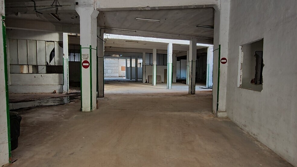 Retail in Algemesí for lease - Building Photo - Image 2 of 10