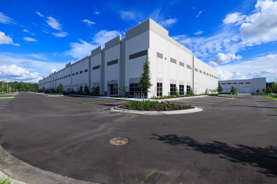 Landstar Blvd, Orlando, FL for lease - Building Photo - Image 3 of 8