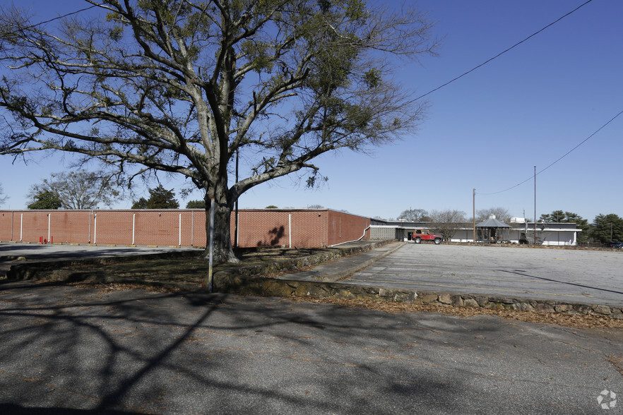 400 Bon Air St, Mauldin, SC for lease - Building Photo - Image 3 of 10