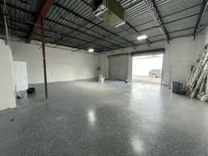 6240 39th St N, Pinellas Park, FL for lease Interior Photo- Image 2 of 5