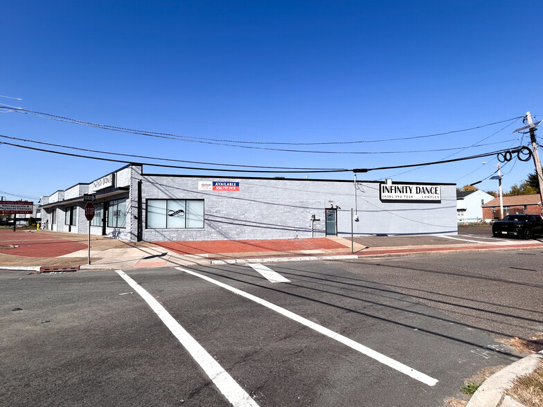 5045-5057 Route 38, Pennsauken, NJ for lease - Primary Photo - Image 1 of 9