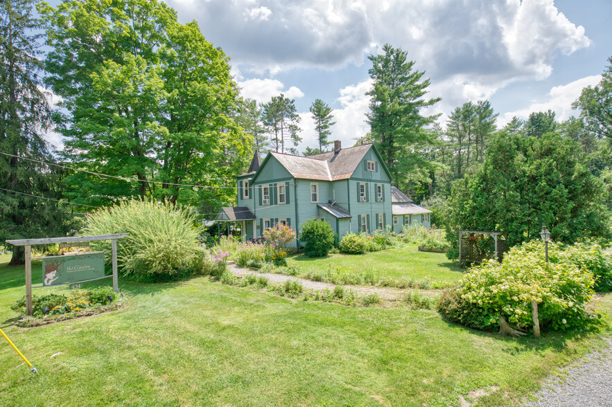 434-440 Church St, Saratoga Springs, NY for sale - Building Photo - Image 1 of 1