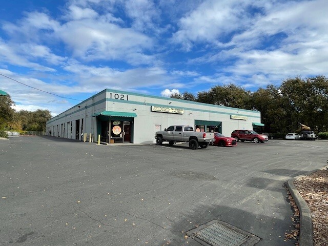 1011-1021 Mason St, Vacaville, CA for lease - Building Photo - Image 3 of 19