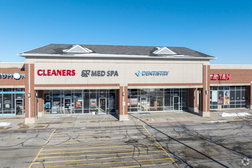 2061-2081 E Laraway Rd, New Lenox, IL for lease - Building Photo - Image 2 of 5