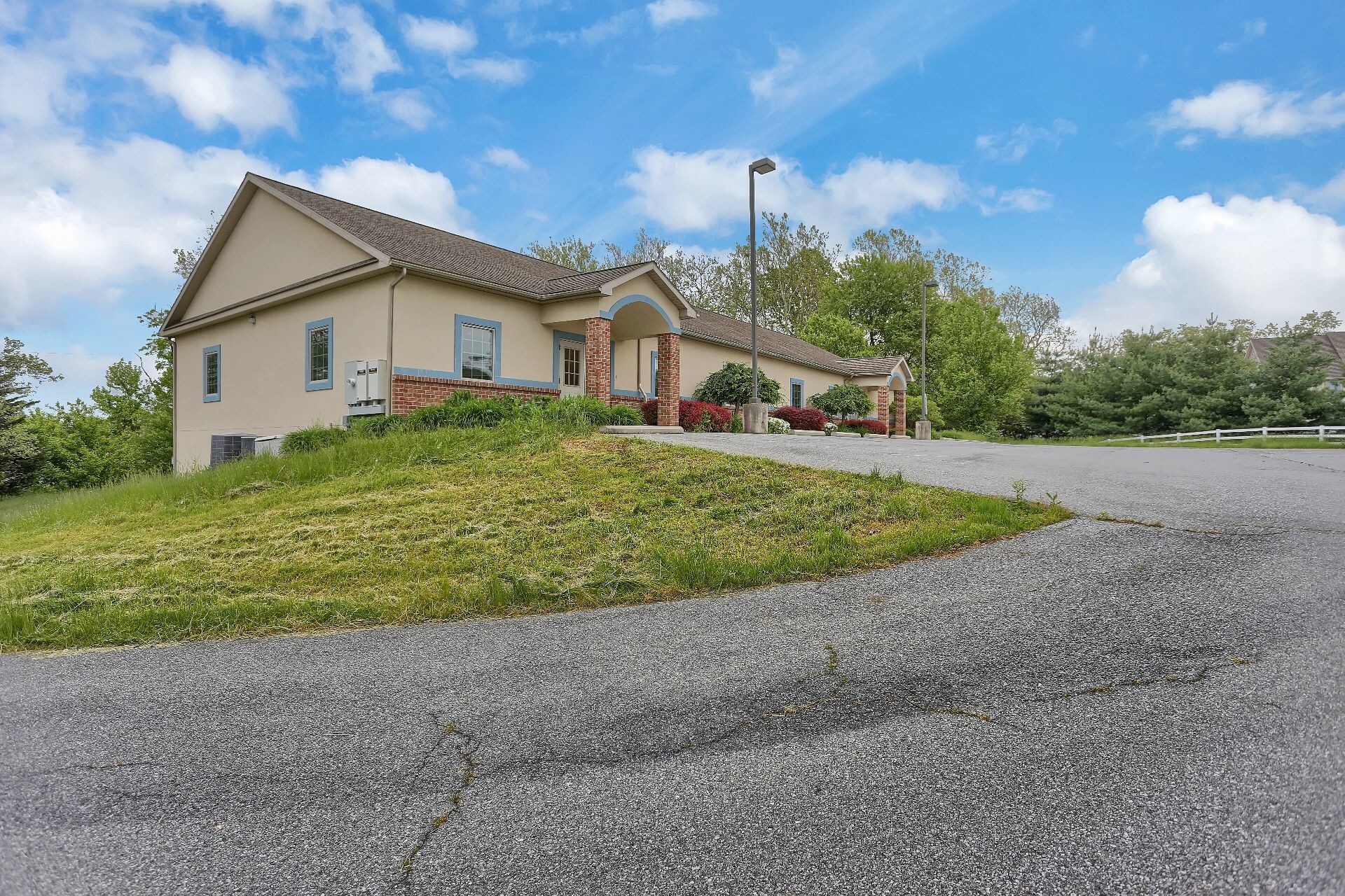 13 Ingot Dr, Blandon, PA for sale Building Photo- Image 1 of 1