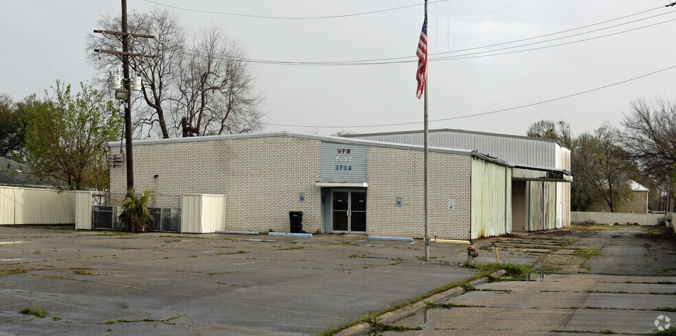 1009 E Judge Perez Dr, Chalmette, LA for sale - Primary Photo - Image 1 of 1