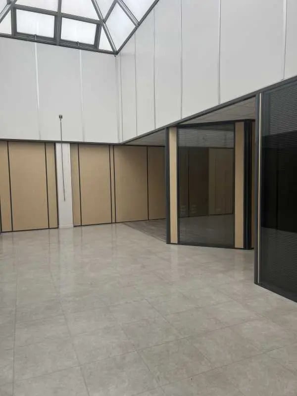 16 Avenue Jean D'Alembert, Trappes for lease Interior Photo- Image 1 of 6