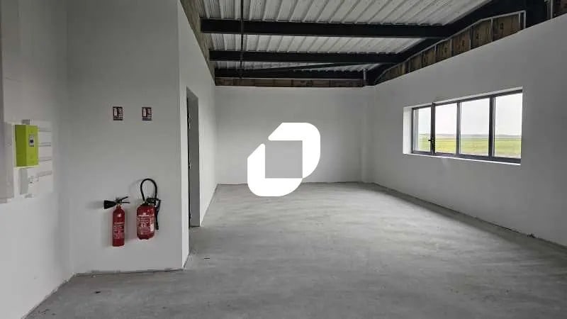 Office in Le Mesnil-Amelot for lease - Building Photo - Image 3 of 18
