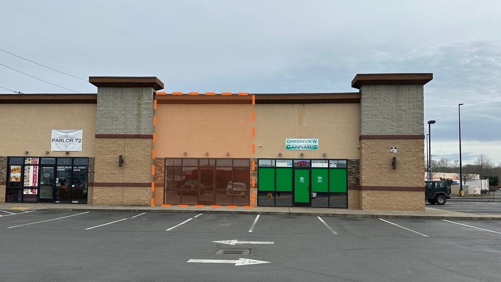 520-530 7th Ave, Longview, WA for lease - Building Photo - Image 2 of 5