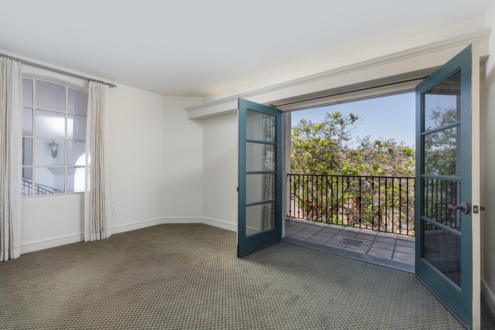 1018 State St, Santa Barbara, CA for sale Building Photo- Image 1 of 1