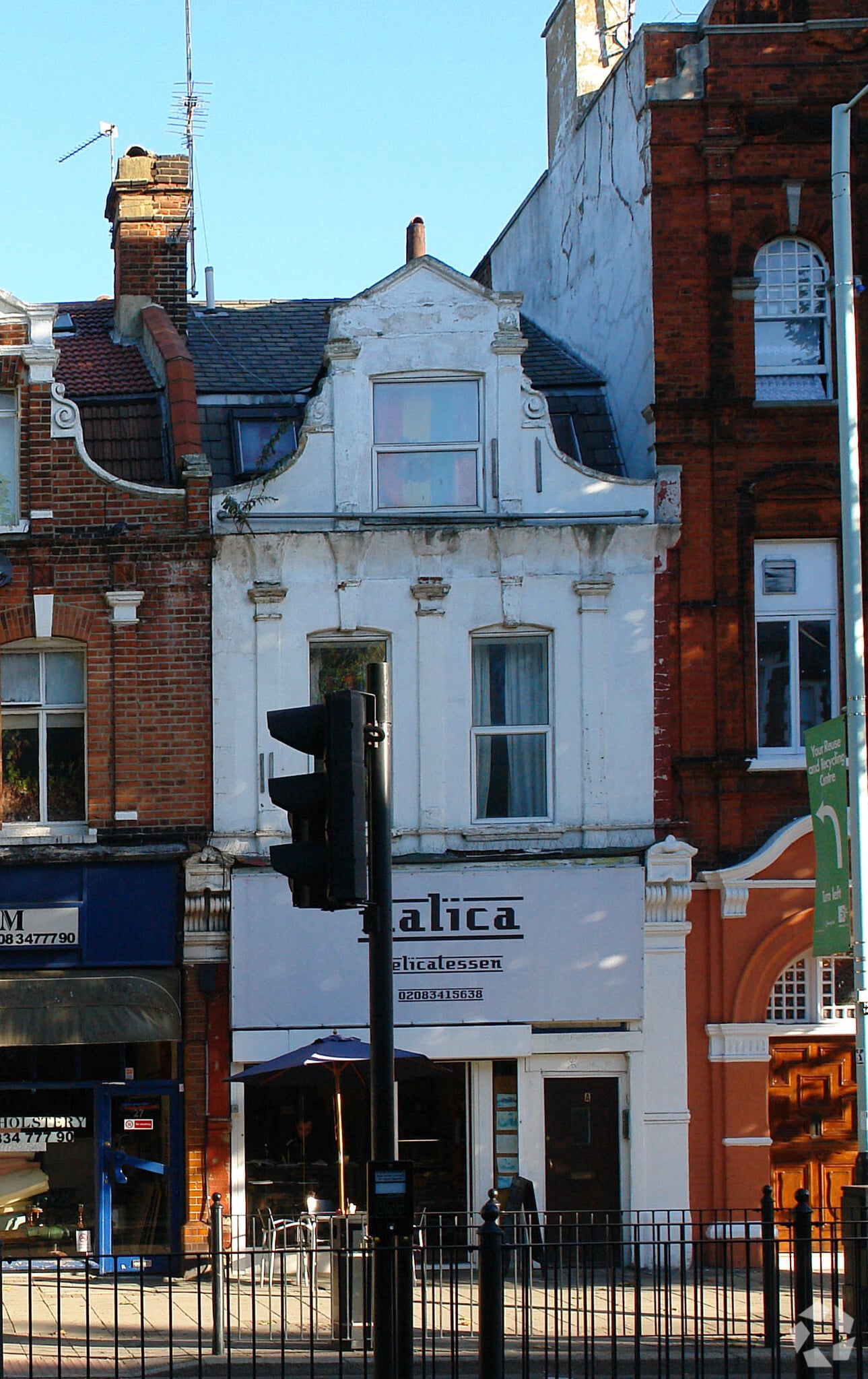 29 High St, London for sale Primary Photo- Image 1 of 1