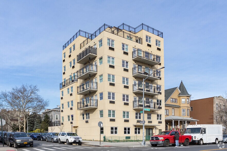 2203 Clarendon Rd, Brooklyn, NY 11226