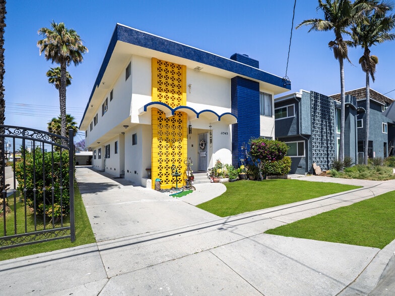 11545 Gale Ave, Hawthorne, CA for sale - Building Photo - Image 2 of 20