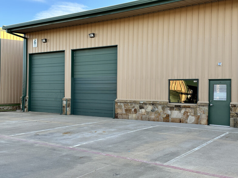 122 Rose Ln, Frisco, TX for lease - Building Photo - Image 3 of 9