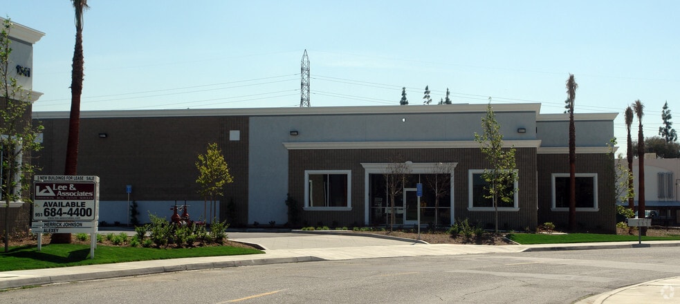 1331 Riverview Dr, San Bernardino, CA for lease - Building Photo - Image 3 of 4