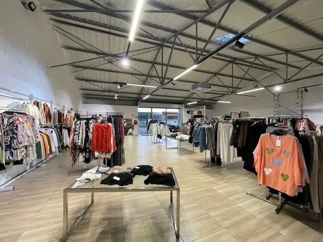 Location Commerce 400 m²