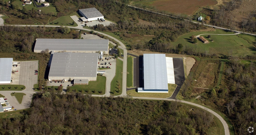 321 Cherry Hill Dr, Latrobe, PA for lease - Aerial - Image 2 of 9