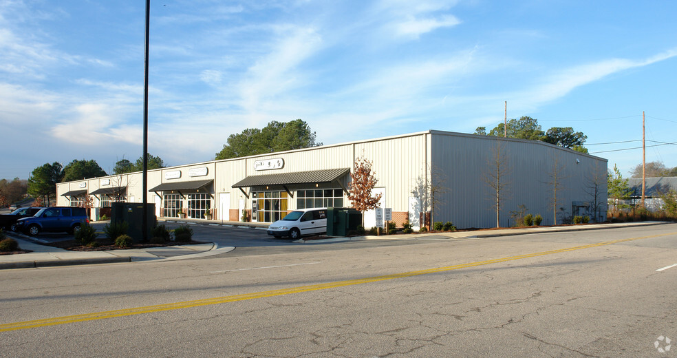 2121 Atlantic Ave, Raleigh, NC for lease - Building Photo - Image 2 of 5