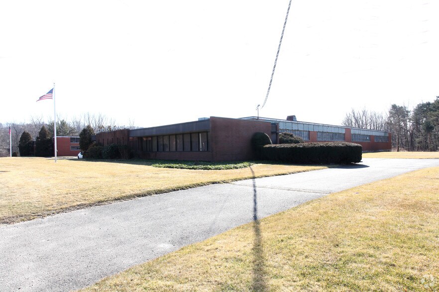 97 Sharon Rd, Waterbury, CT 06705 Industrial for Lease