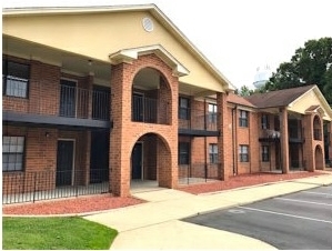 More details for Elon College Portfolio – Multifamily for Sale, Elon, NC