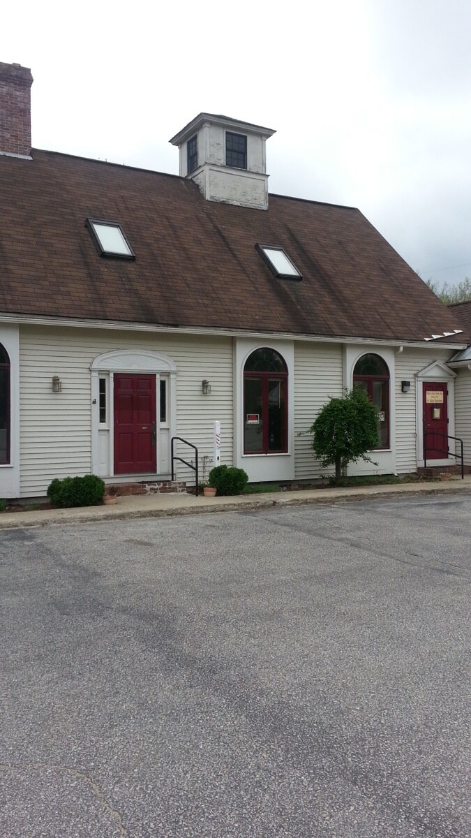 343 Main St, Sandown, NH for sale Primary Photo- Image 1 of 1