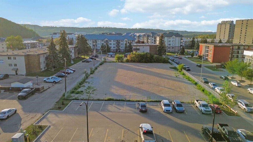 10013-10119 Manning ave, Fort McMurray, AB for sale - Building Photo - Image 2 of 9