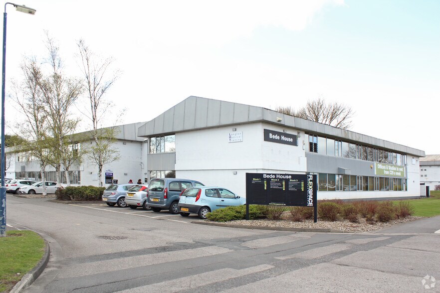 St Cuthberts Way, Newton Aycliffe, DL5 6DX