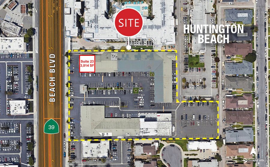 18582 Beach Blvd, Huntington Beach, CA for lease - Building Photo - Image 2 of 12