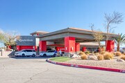 Las Vegas Strip Golf Course and Driving Range - Retail Space