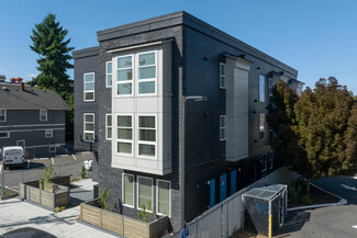 More details for 3757 SE Clay St, Portland, OR - Multifamily for Sale