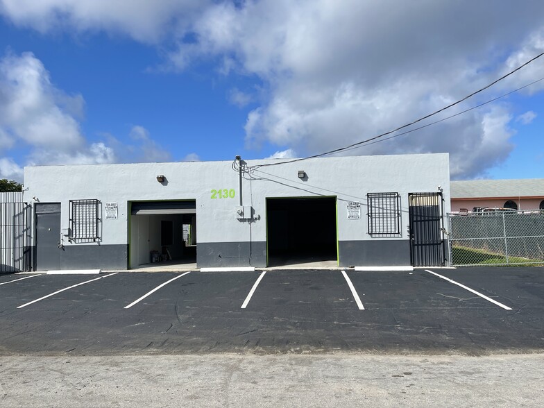 2130 SW 56th Ter, West Park, FL for lease - Building Photo - Image 1 of 23