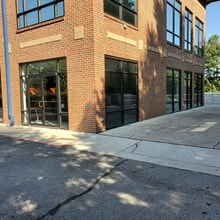 4353 Tilly Mill Rd, Atlanta, GA for lease Interior Photo- Image 2 of 11