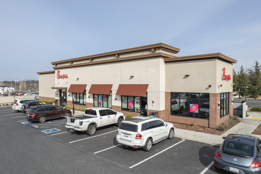 11825-2775 NW Highway 49 & Willow Creek Dr, Auburn, CA for lease - Building Photo - Image 3 of 5