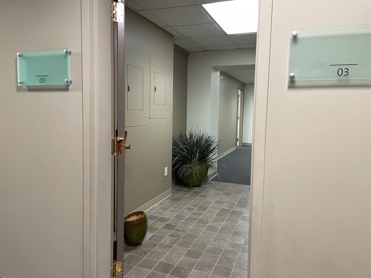 90 Grove St, Ridgefield, CT 06877 - Unit 03 - - Interior Photo - Image 1 of 5