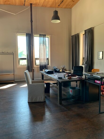 827 Glenside Ave, Wyncote, PA for lease - Interior Photo - Image 3 of 8