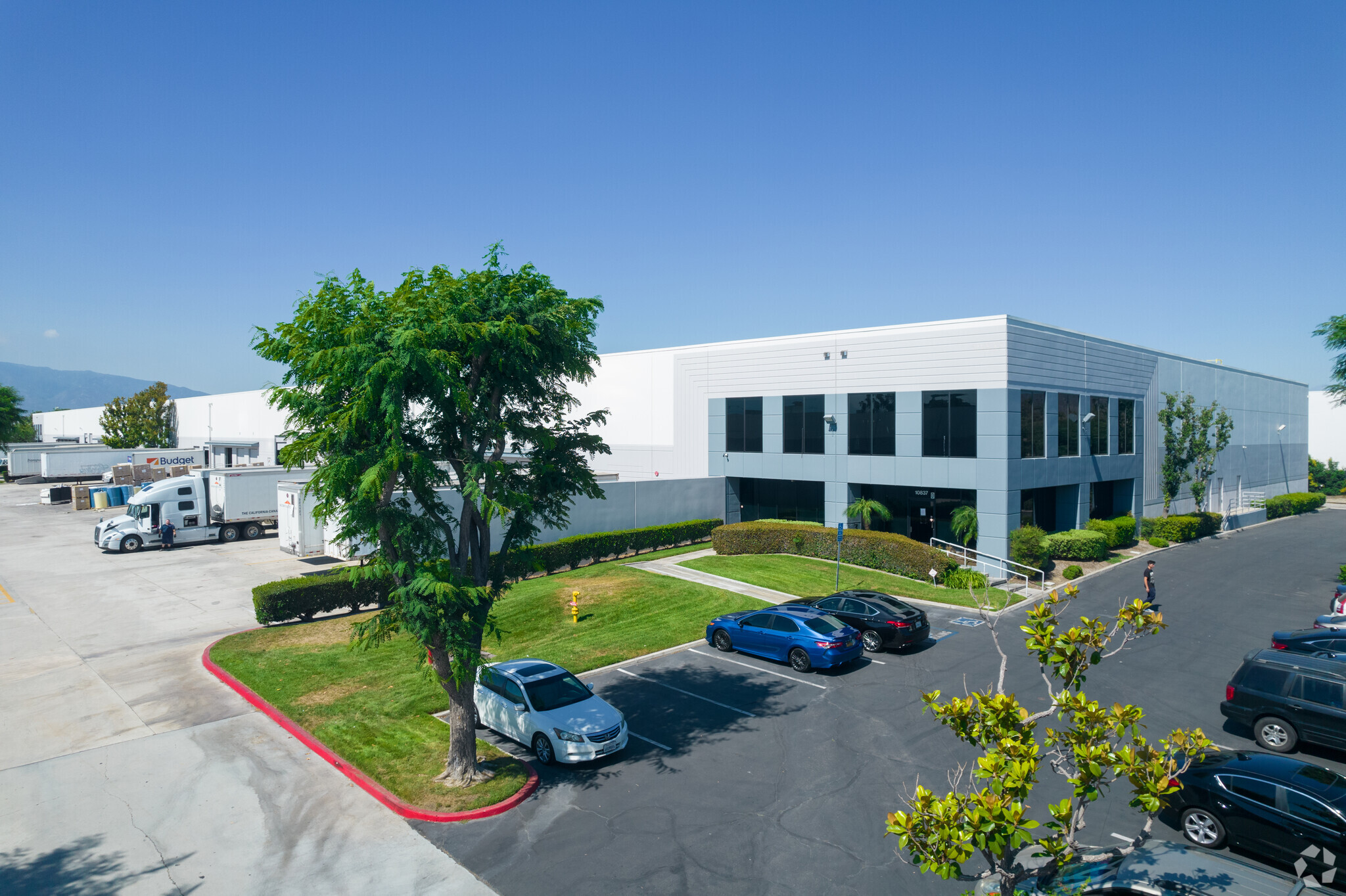 10837 Commerce Way, Fontana, CA for lease Building Photo- Image 1 of 13