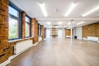 54 Commercial St, London for lease Interior Photo- Image 2 of 11