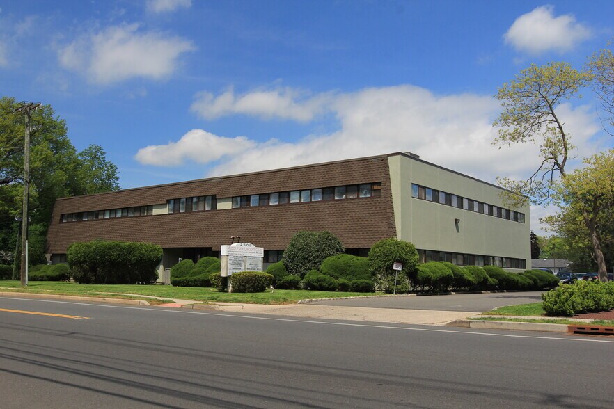 2509 Park Ave, South Plainfield, NJ 07080