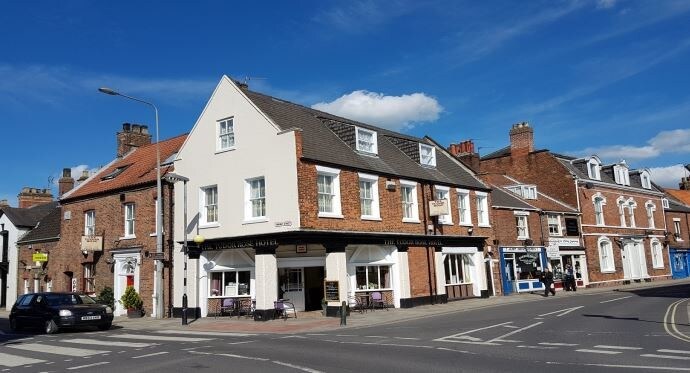 Saturday Market, Beverley, Hu17 0dg, Beverley for lease - Primary Photo - Image 1 of 2