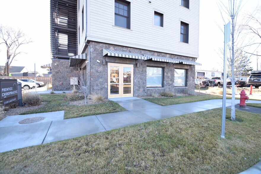 27 NW Lake Pl, Bend, OR for sale - Building Photo - Image 1 of 1