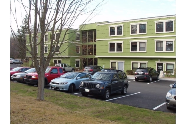 495 Gold Star Hwy, Groton, CT for sale - Building Photo - Image 2 of 10