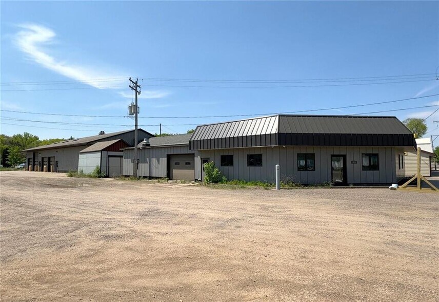 601 Knapp St, Chetek, WI for sale - Building Photo - Image 1 of 1