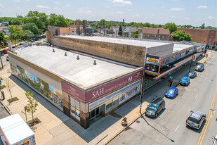 4210 S Richmond St, Chicago IL - Parking Garage